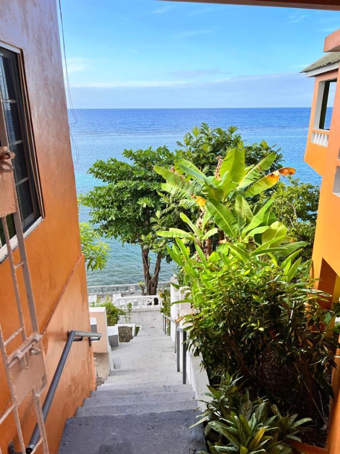 The Villa At Pineapple Cove Boscobel Exterior photo